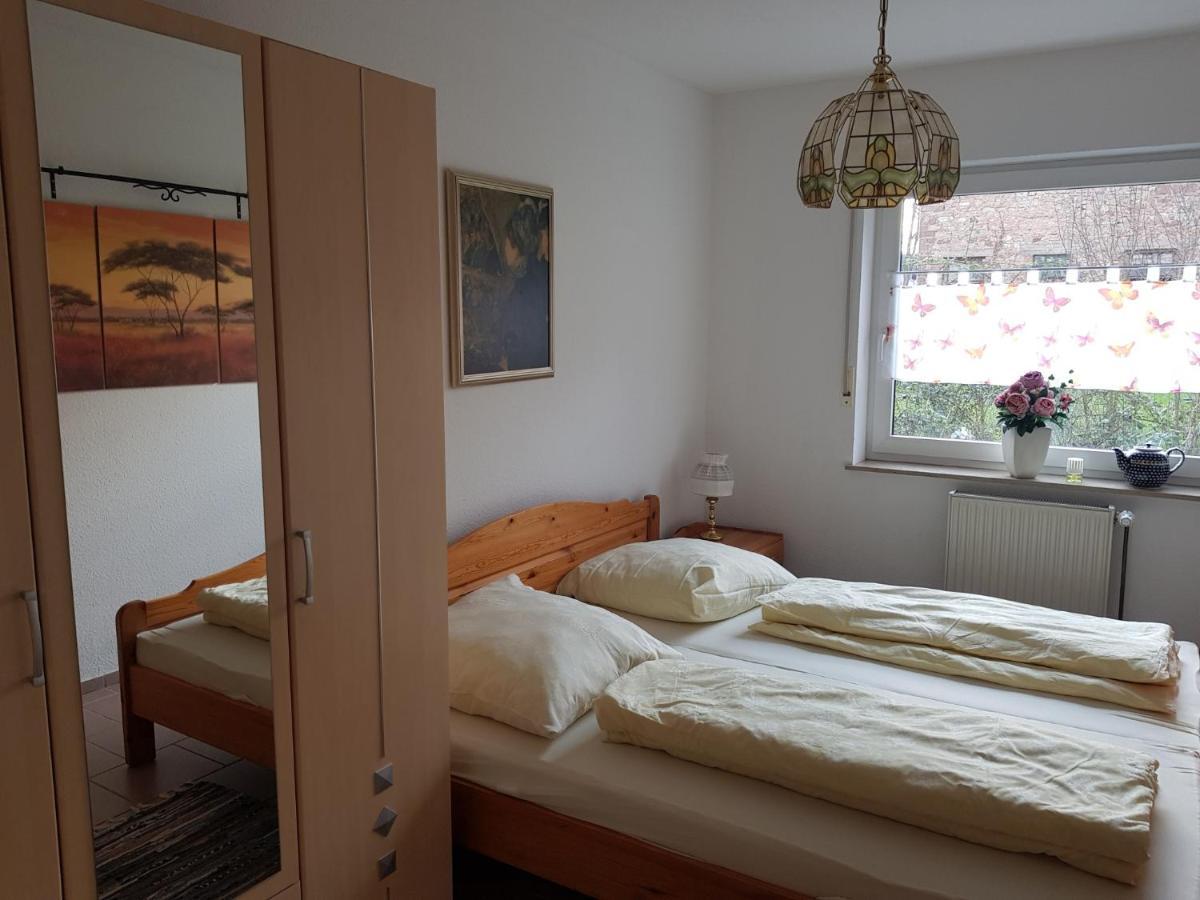 Appartamento Nicoles Niedschloesschen Rehlingen-Siersburg Esterno foto